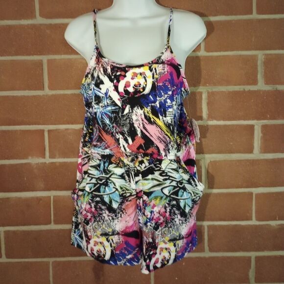 🆕🌺Jolie & Joy Print Shorts Romper - Picture 1 of 5